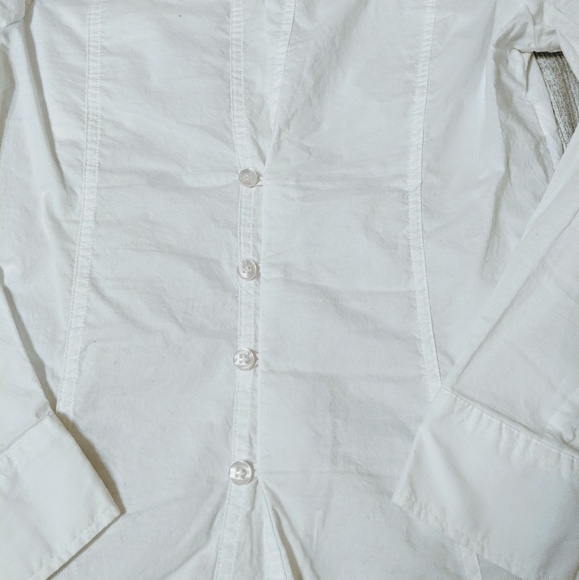 ✳️ REDUCED✳️Soho White Button-Down Top - Picture 4 of 4